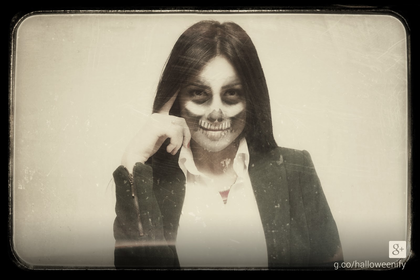 Googles Halloween Fotofilter - Hübsche Frau