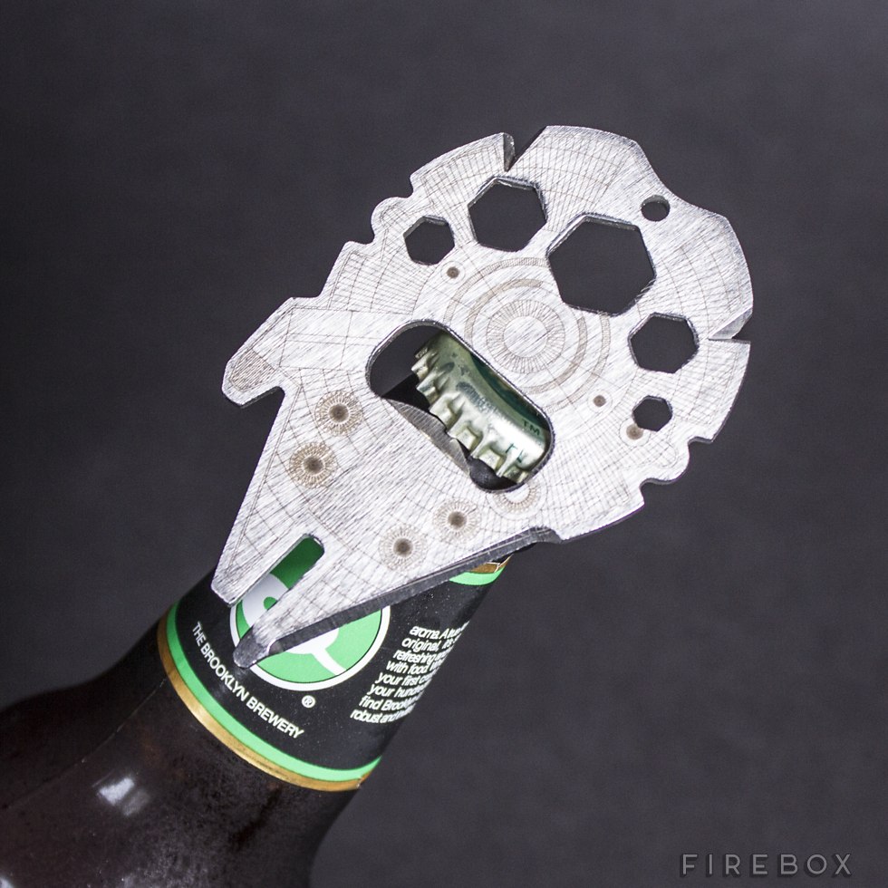 Star Wars Multi-Tool Millennium Falke als Flaschenöffner