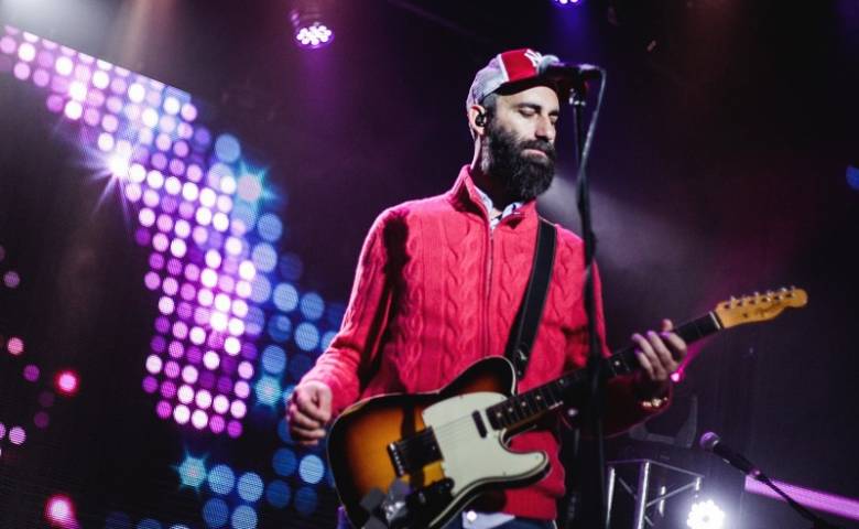 Mikhail Peleg mit Band Machete kehren auf die große Bühne zurück