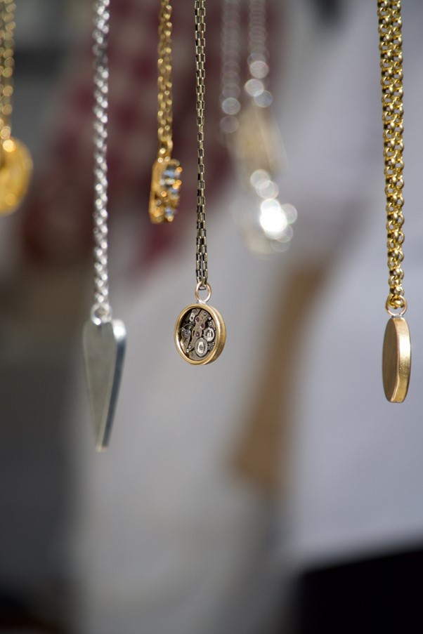 Schmuck aus zweiter Hand – nachhaltig, günstig und ebenso schön