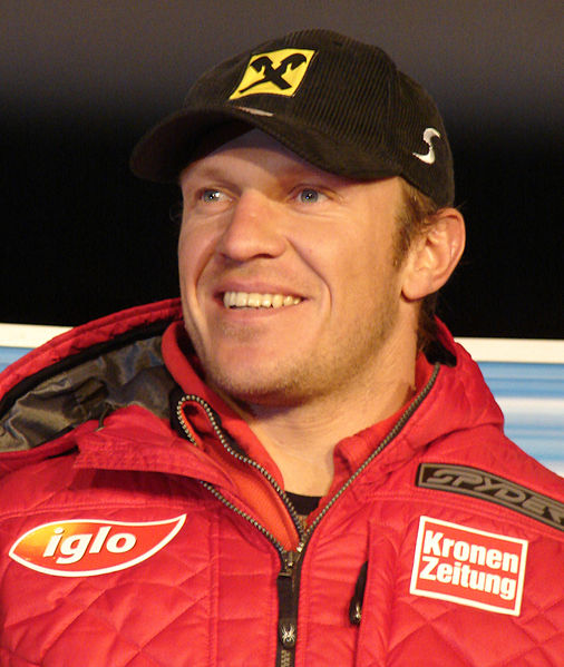 Hermann Maier während der Siegerehrung für den Super-G von Hinterstoder, Österreich am 20. Dezember 2006