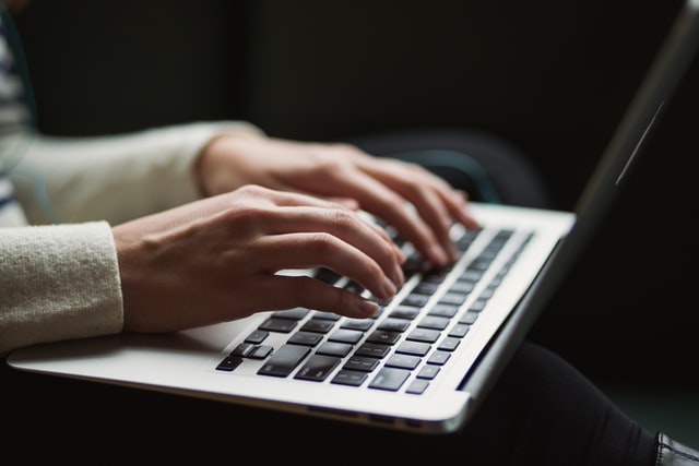 Ghostwriting: Wie viele Studenten nehmen Gebrauch davon? Ghostwriting: Wie viele Studenten nehmen Gebrauch davon?
