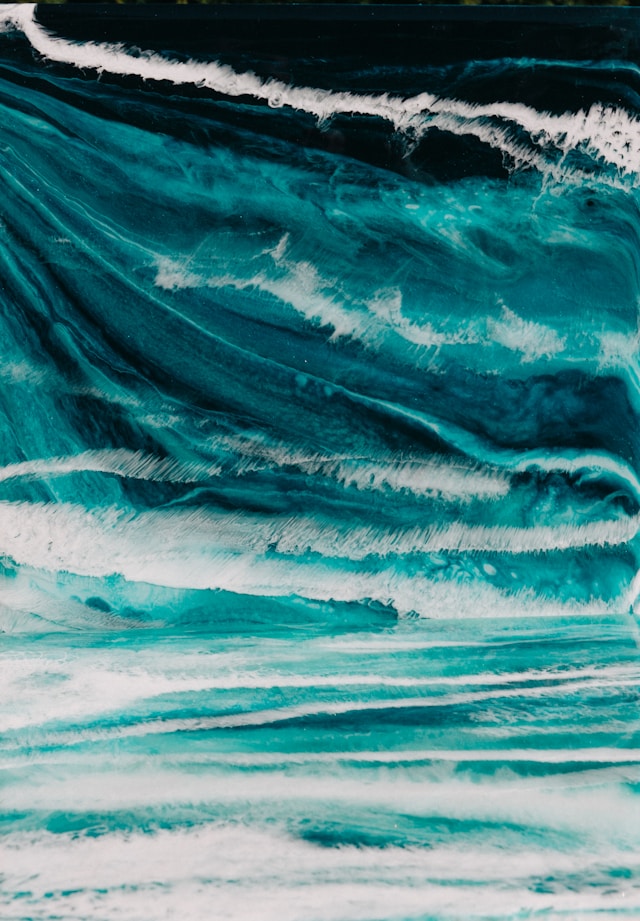 Ocean Wave Effekt mit Epoxidharz auf glattem Untergrund